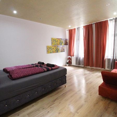 Private Triple Bedroom Rf1 Vienna Luaran gambar
