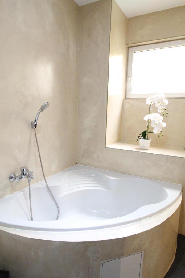 Private Triple Bedroom Rf1 Vienna Luaran gambar